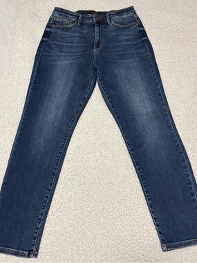 Judy Blue Women’s Slim Fit Dark Denim Jeans. Size 11/30
